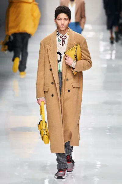 Look 45